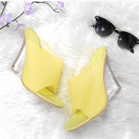 New Cape Robbin Clear Heel Wedge - Picture 2 of 8